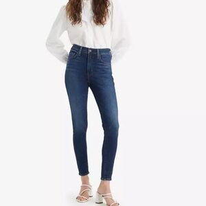 Levi's 720 High Rise Super Skinny
